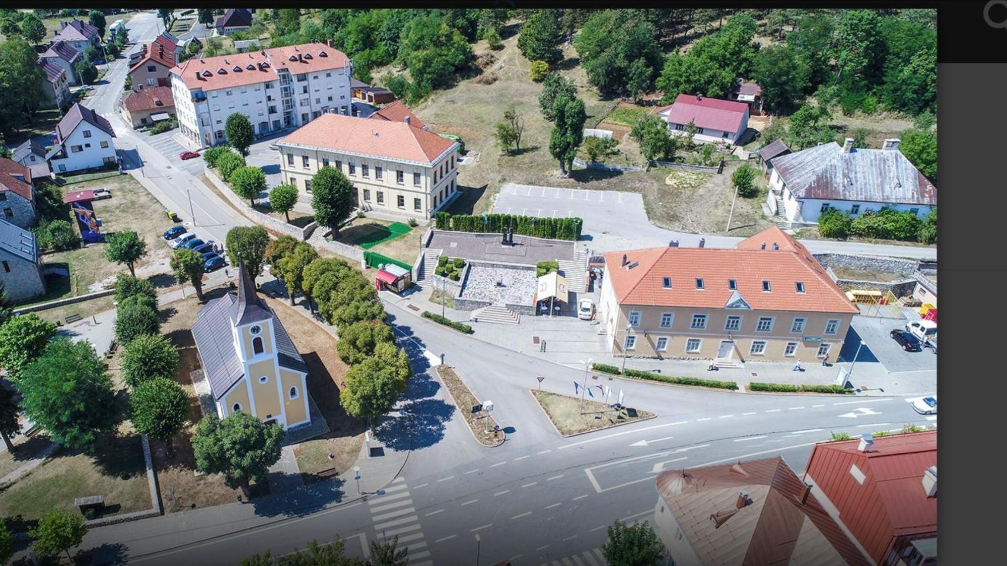 Apartmani Albatros Perusic Exterior foto